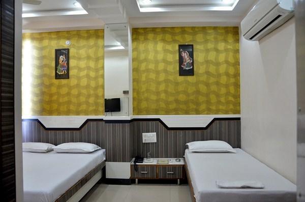 Ganpati Celebration Hotel จ๊อดปูร์ ห้อง รูปภาพ